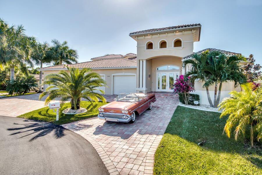 Ferienhaus mieten in Cape Coral unsere Villa The Beachwalk Frontansicht